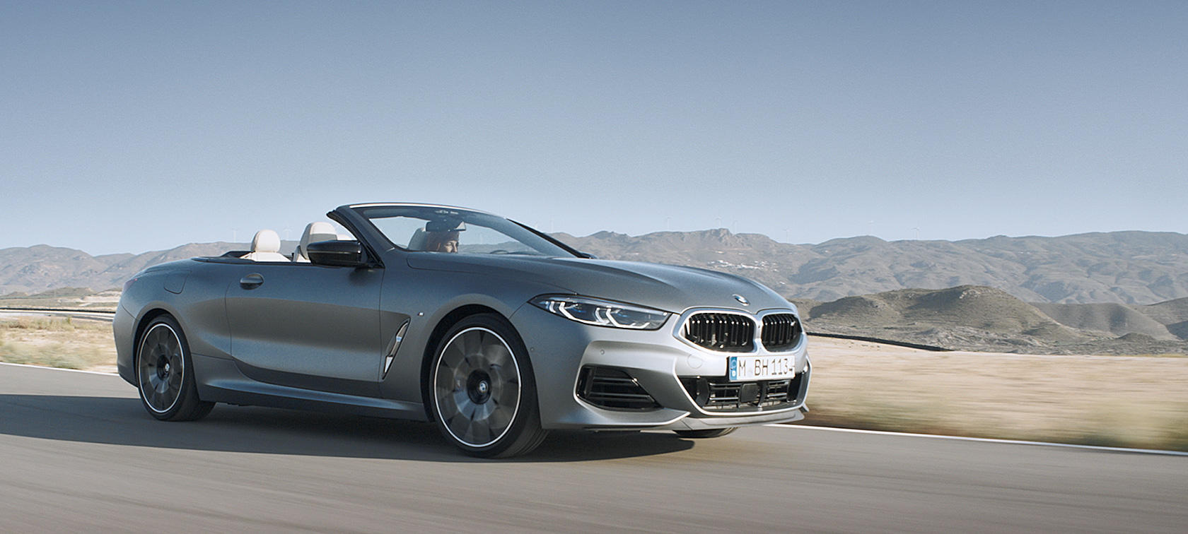 BMW Serije 8 Kabriolet G14 LCI Facelift 2022 video o karakteristikama spoljnog dizajna