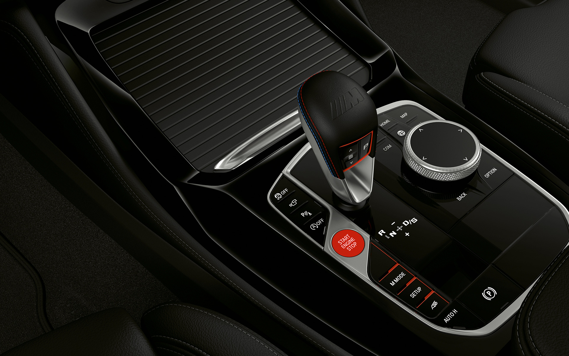 BMW X4 M Competition F98 LCI Facelift 2021 centralne konzole bliži prikaz ručice menjača