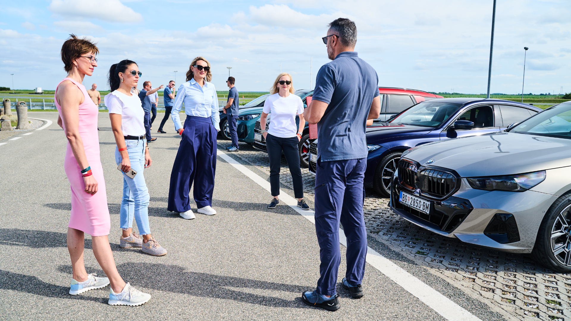 BMW Biznis liga - prvo kolo straga