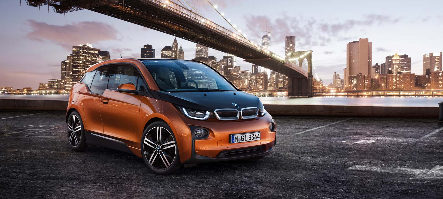 Ljubav koja ne prestaje – Zbogom BMW i3 Ljubav koja ne prestaje – Zbogom BMW i3 narandžasti
