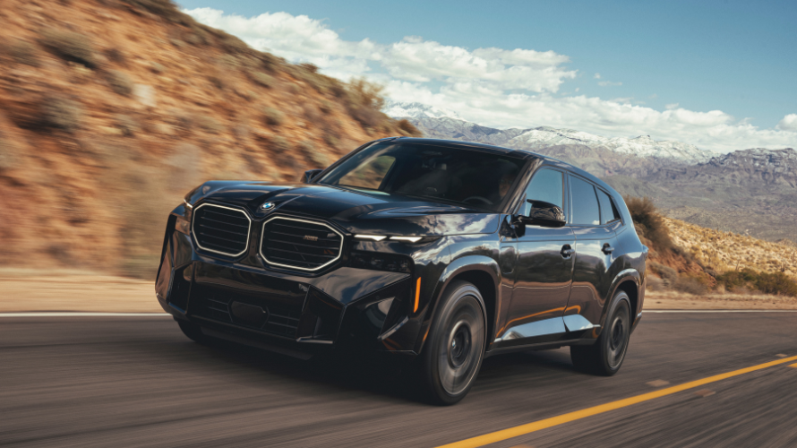 BMW XM i Naomi Kembel BMW XM i Naomi Kembel