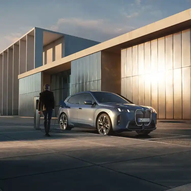 BMW iX brzo punjenje