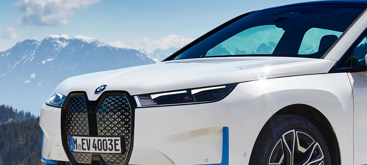 BMW iX