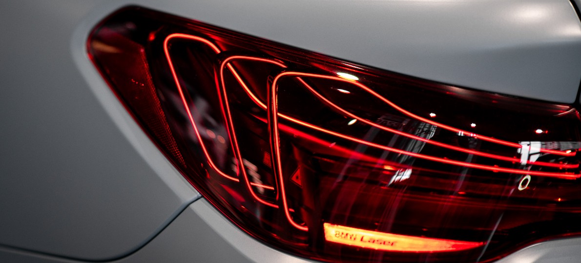 Potpuno novi BMW M4 CSL – jedan od 1.000!