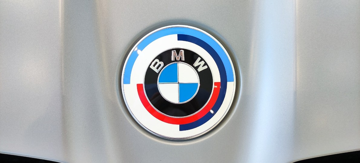 Potpuno novi BMW M4 CSL – jedan od 1.000!