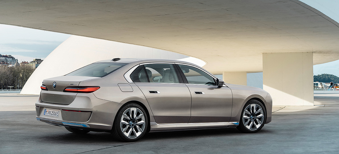 Premijerno predstavljeni novi BMW Serije 7 i potpuno električni BMW i7