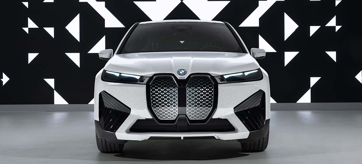 Magična promena boje eksterijera: BMW iX Flow sa E Inkom