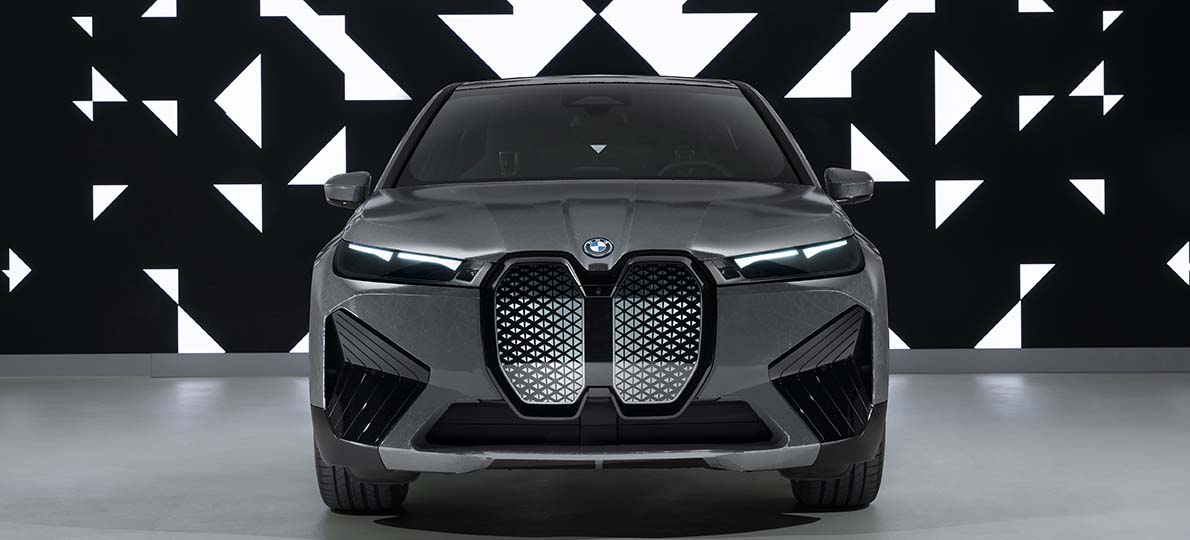 Magična promena boje eksterijera: BMW iX Flow sa E Inkom