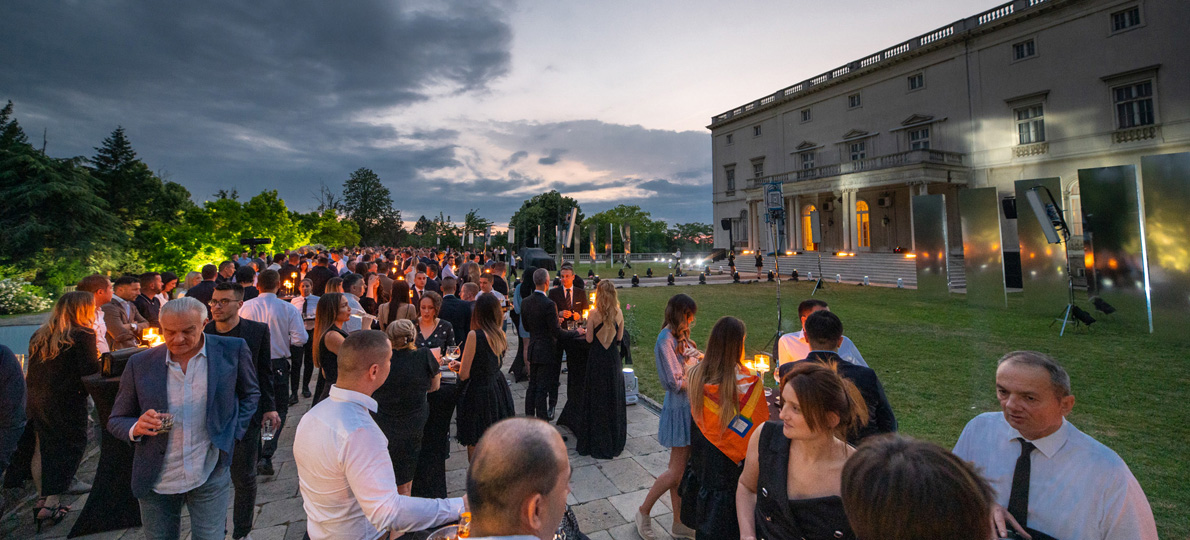 Ekskluzivno predstavljeni potpuno novi BMW Serije 7 i novi BMW X7 na Belom dvoru