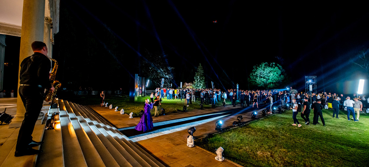 Ekskluzivno predstavljeni potpuno novi BMW Serije 7 i novi BMW X7 na Belom dvoru