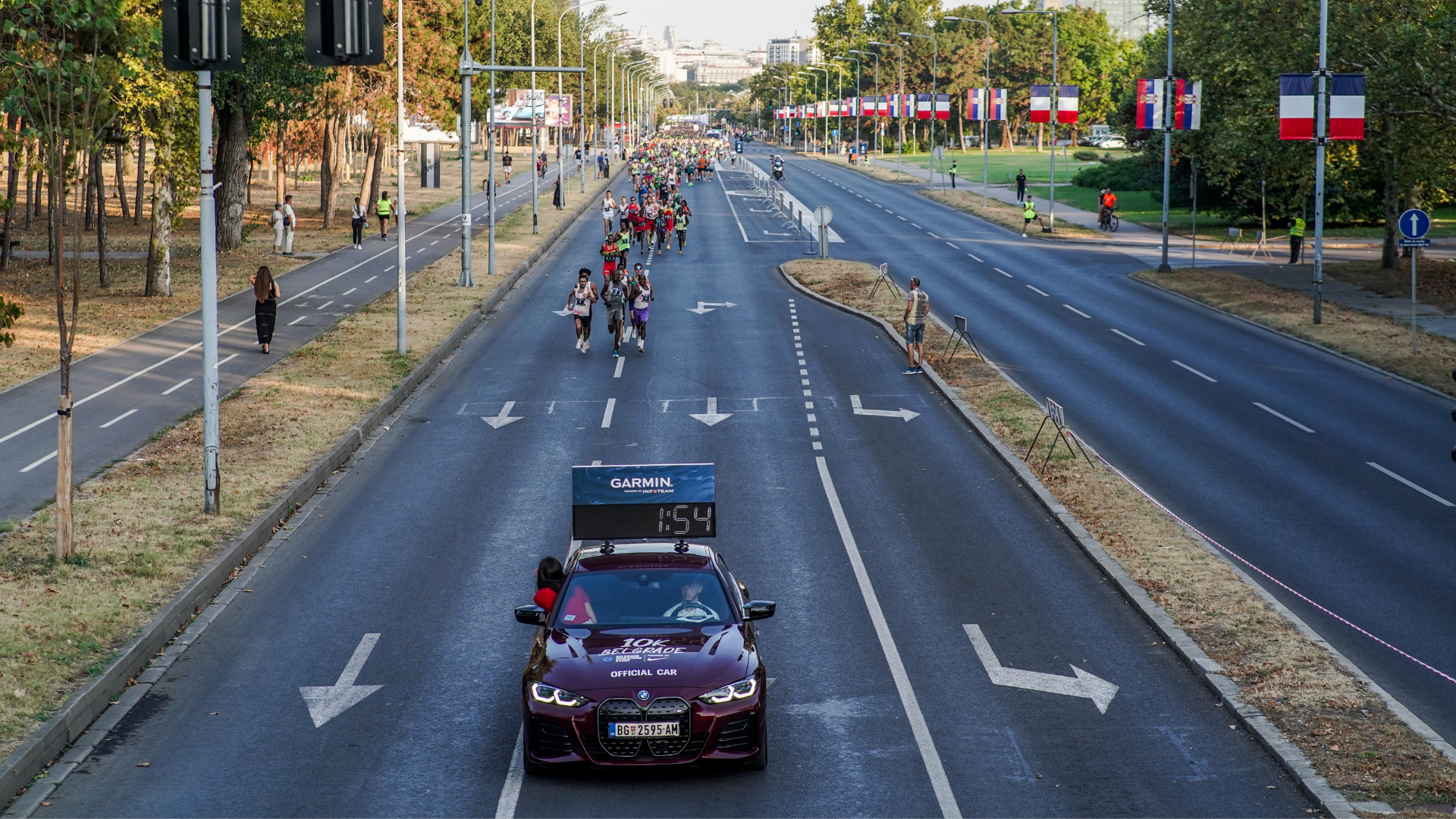 10k trka - 2 BMW iX najbolji električni automobil po Consumer Reports-u
