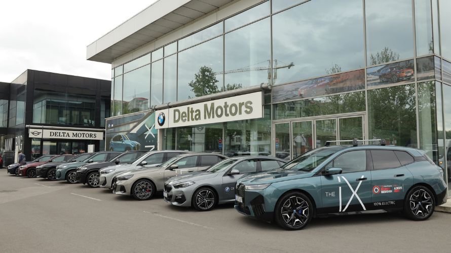 BMW x Maraton - 3 BMW Srbija – zvanični partner 37. Comtrade Beogradskog maratona