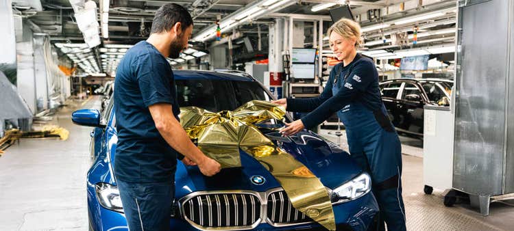 Novi BMW iX: Budućnost luksuzne električne vožnje