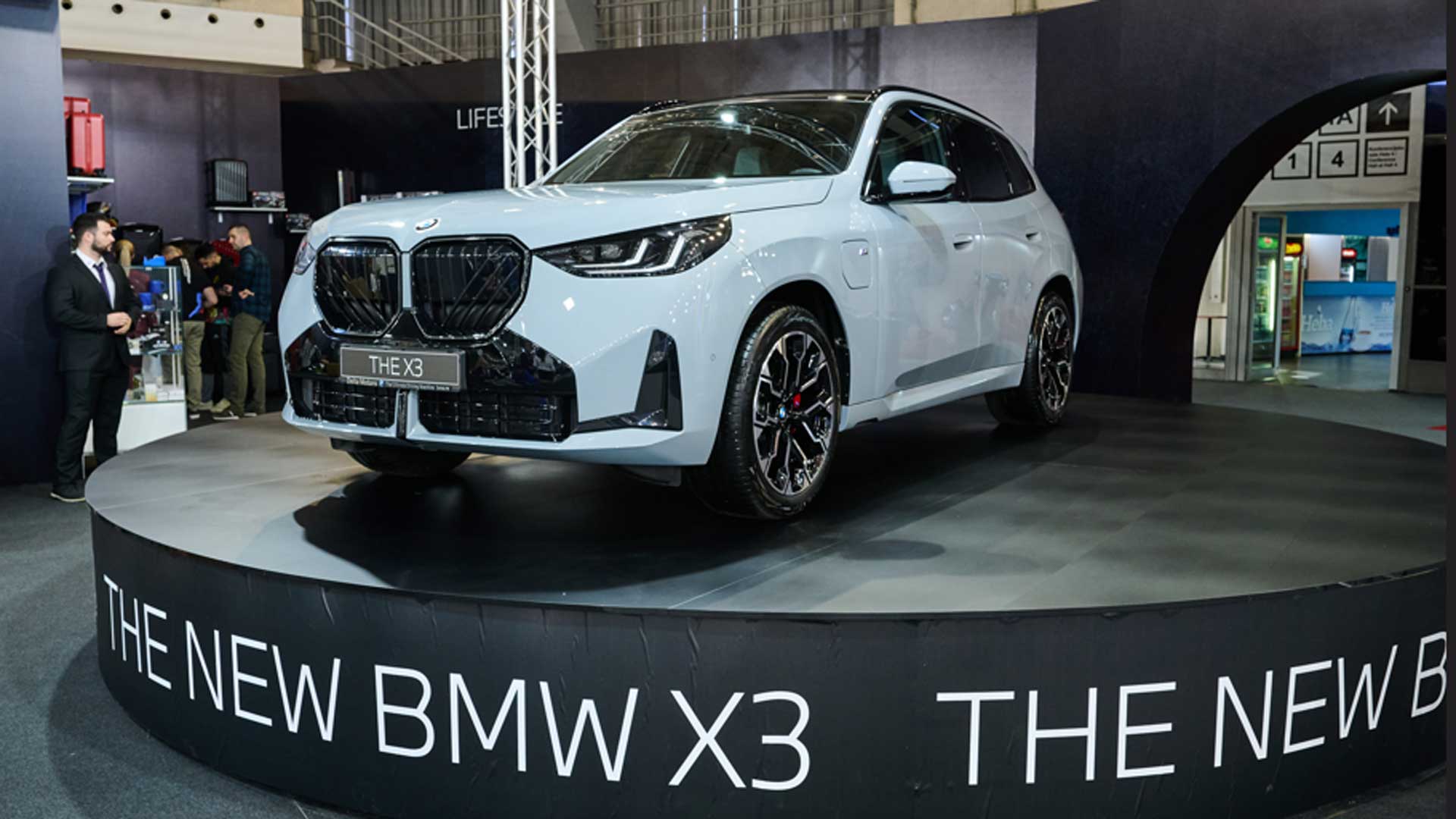 BMW NA 56. MEĐUNARODNOM SAJMU AUTOMOBILA